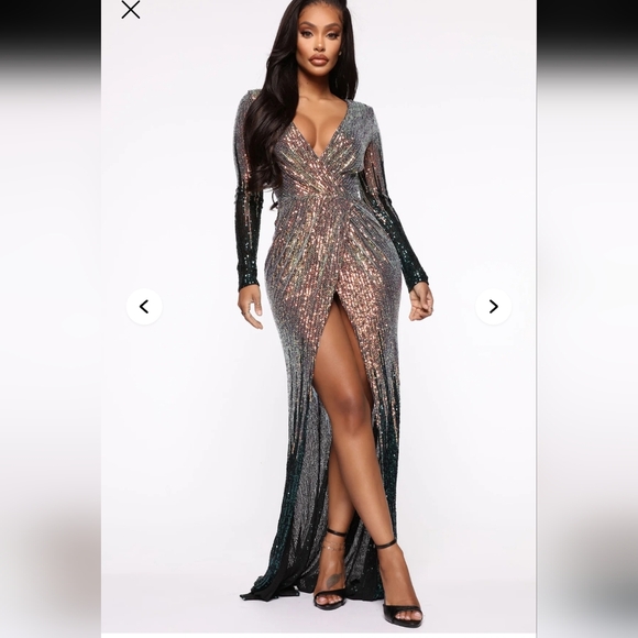 Fashion Nova Glittering Gold and Black Long Sleeve Dress Long Sleeve